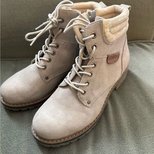 Women's ankle boots